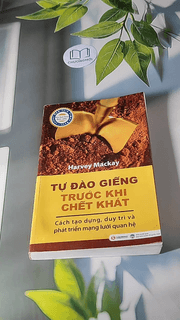 Tự Đào Giếng Trước Khi Chết Khát